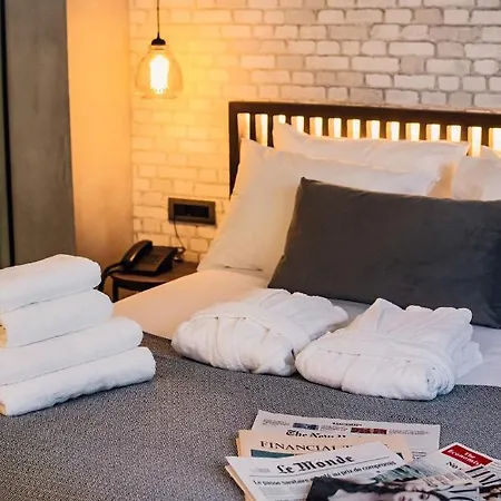 Project 3 Urban Chic 4* Athens