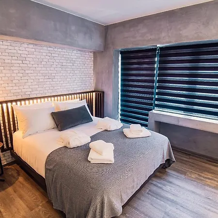 Project 3 Urban Chic 4*