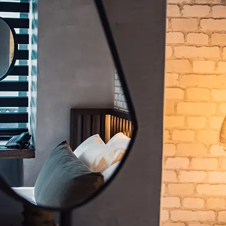 Project 3 Urban Chic Hotel